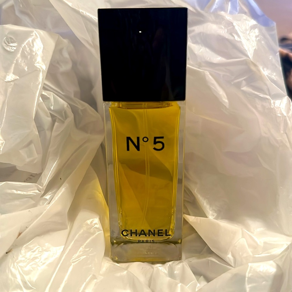 CHANEL Paris No 5